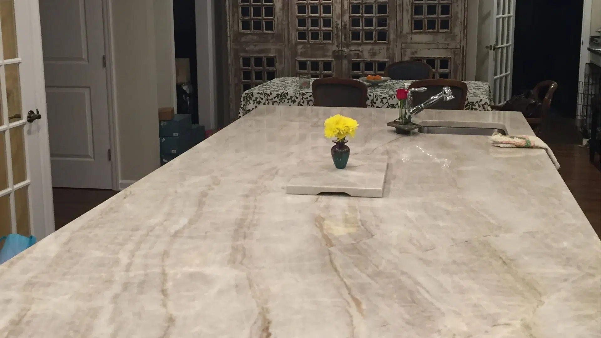 Taj_Mahal_Quartzite