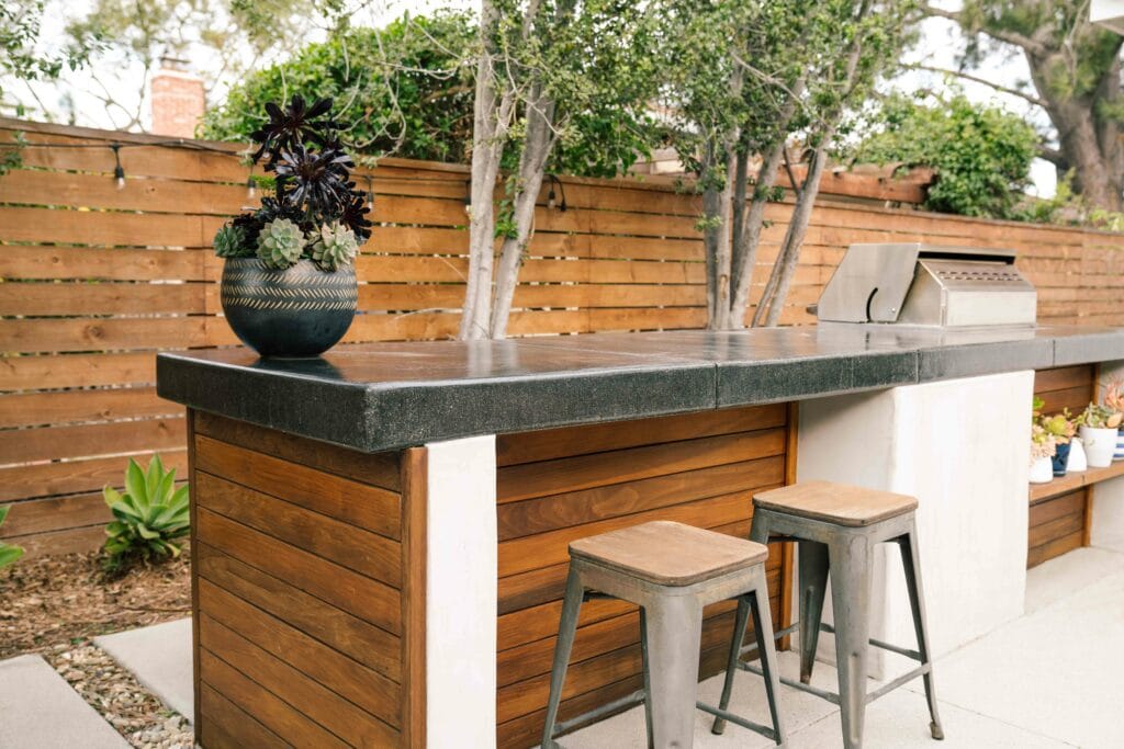 20 Outdoor Bar Plans with Roof Ideas - Enthralling Gumption