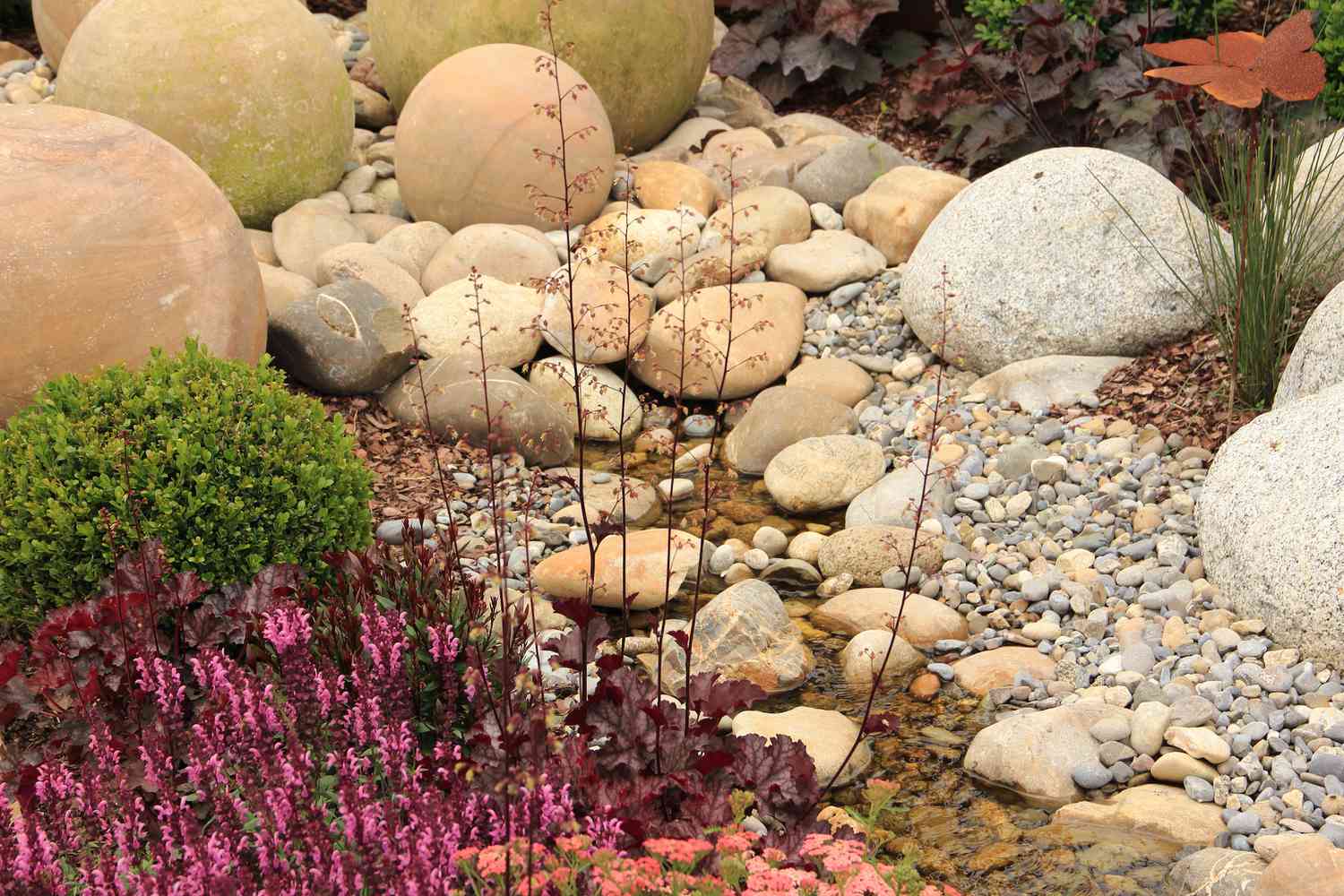 Riverbed with Boulder Accents