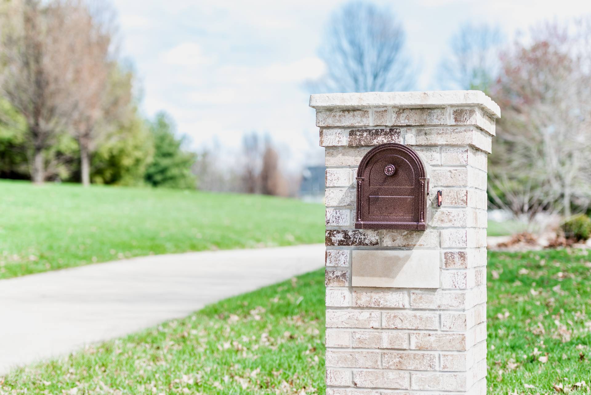 Simple Brick Mailbox