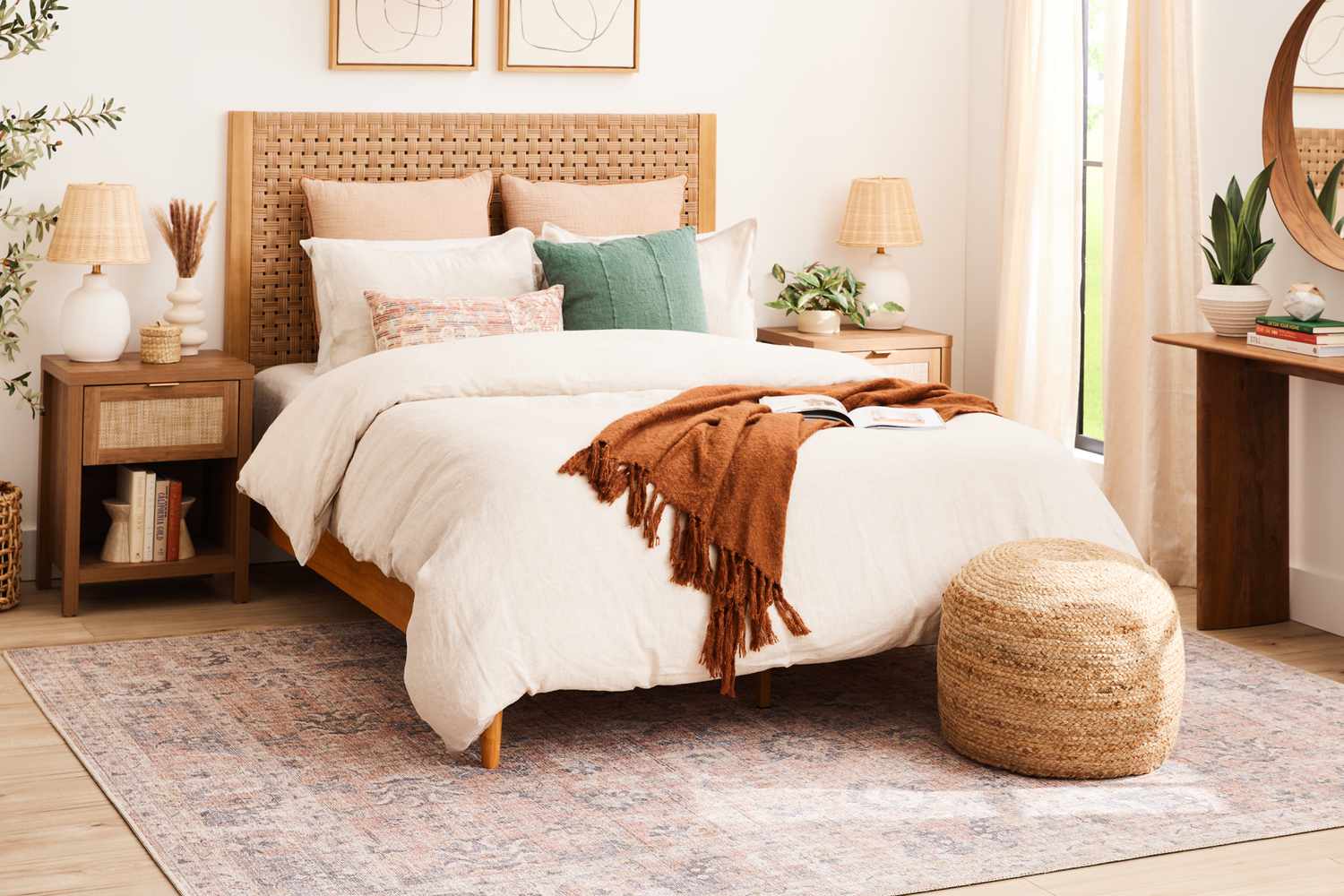 Steps to Find the Best Rug Size for a King Bed