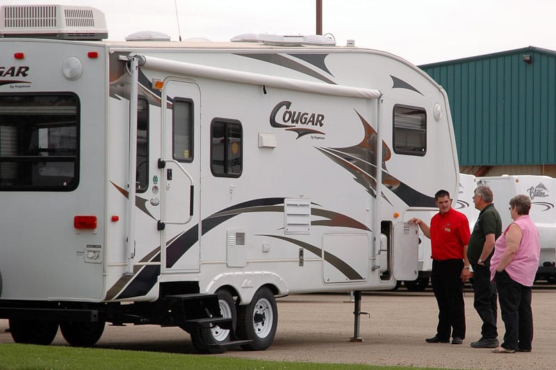 Choose Between Dealer, Private Seller, or Online Platforms