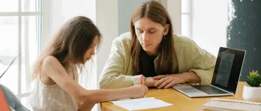 The Importance of a VCE Chemistry Tutor for Success