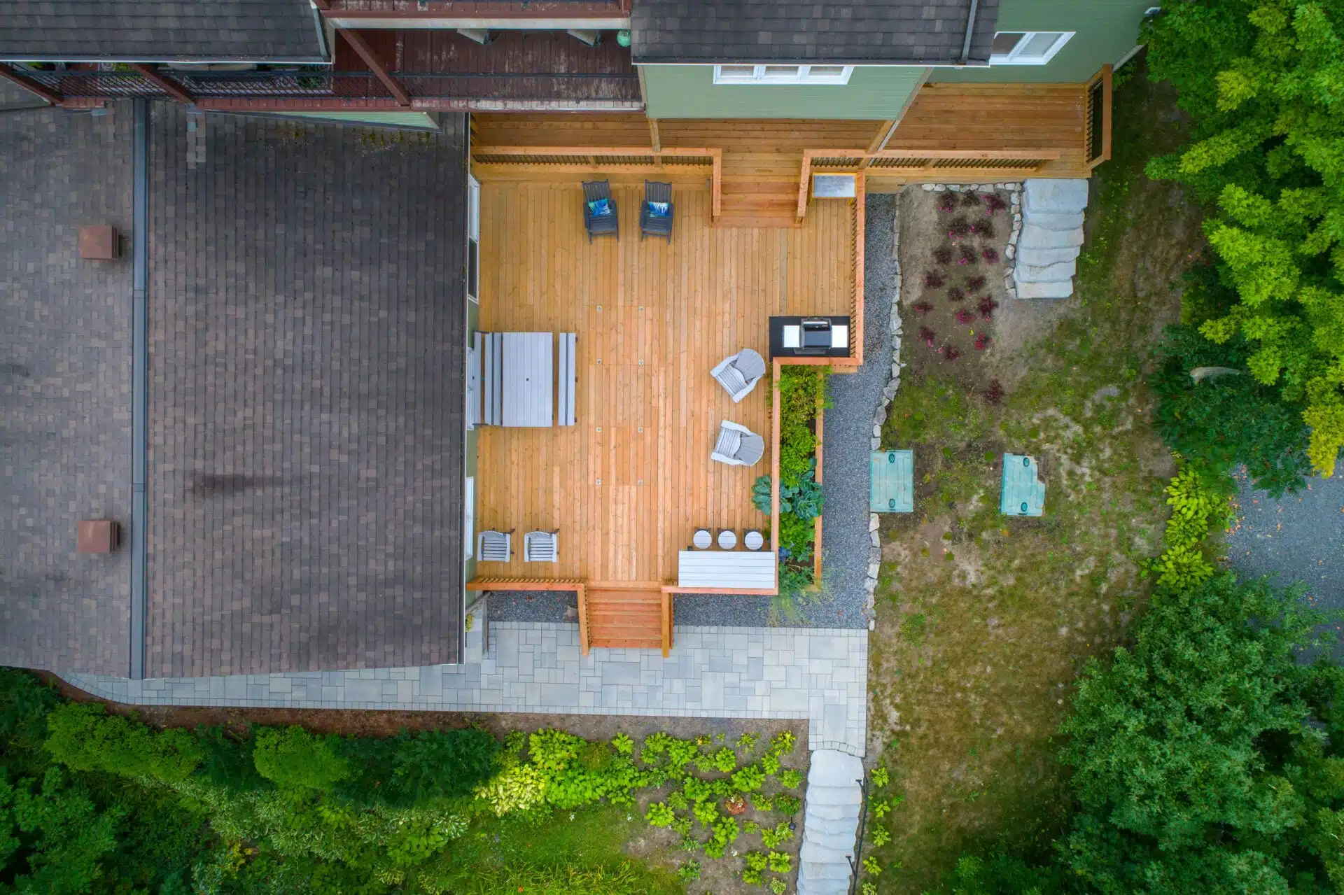 Must-Know Tips for Buying Composite Decking That Lasts