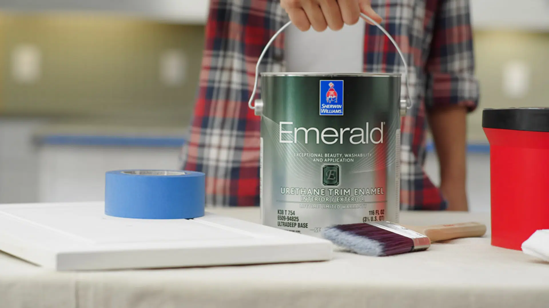 Application_Review_Sherwin-Williams_Emerald_Urethane_Trim_Enamel