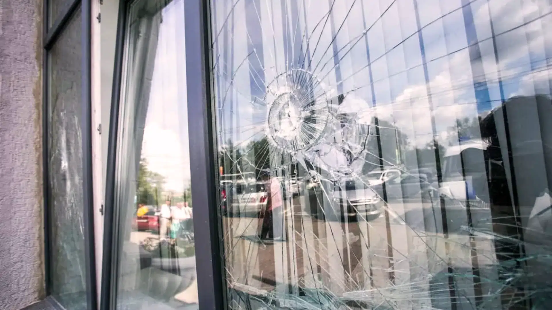 Can_Hail_Break_House_Windows