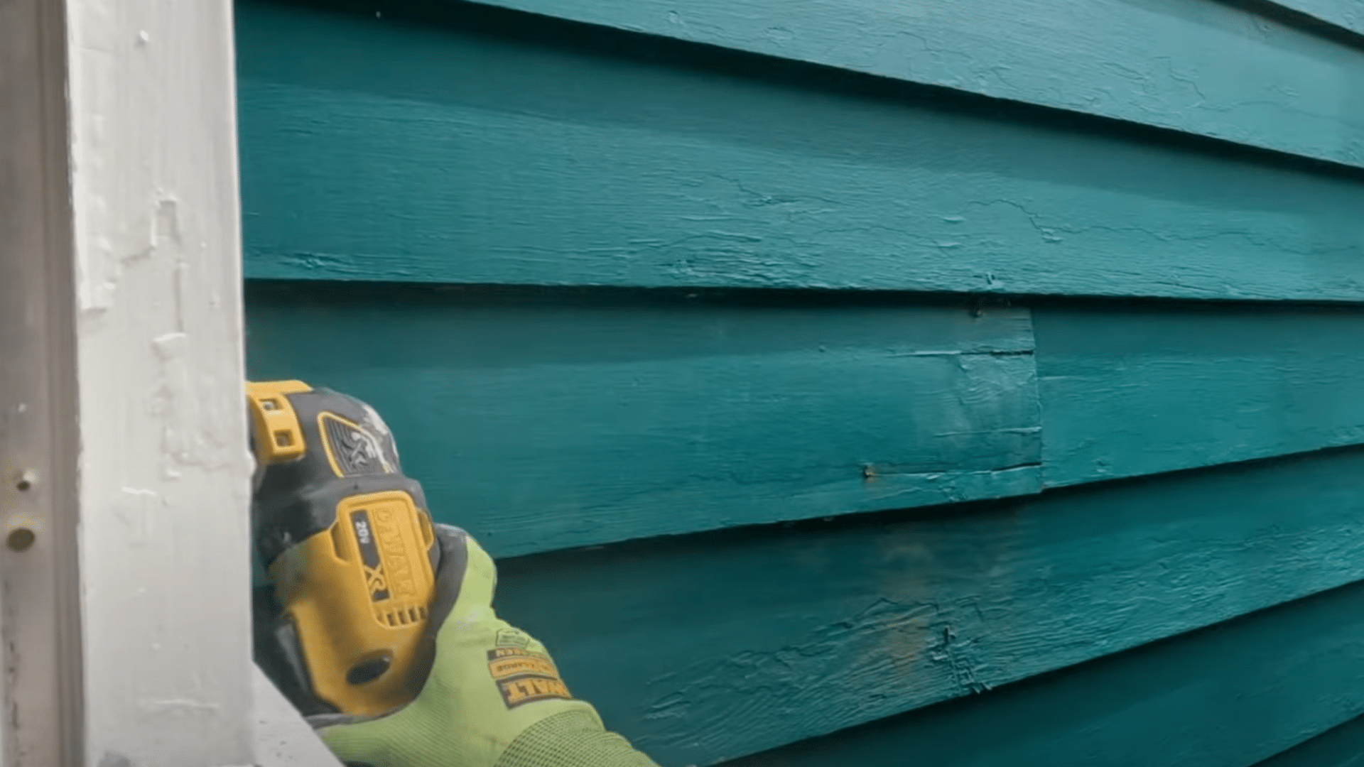 Cutting_the_Damaged_Section_Loose