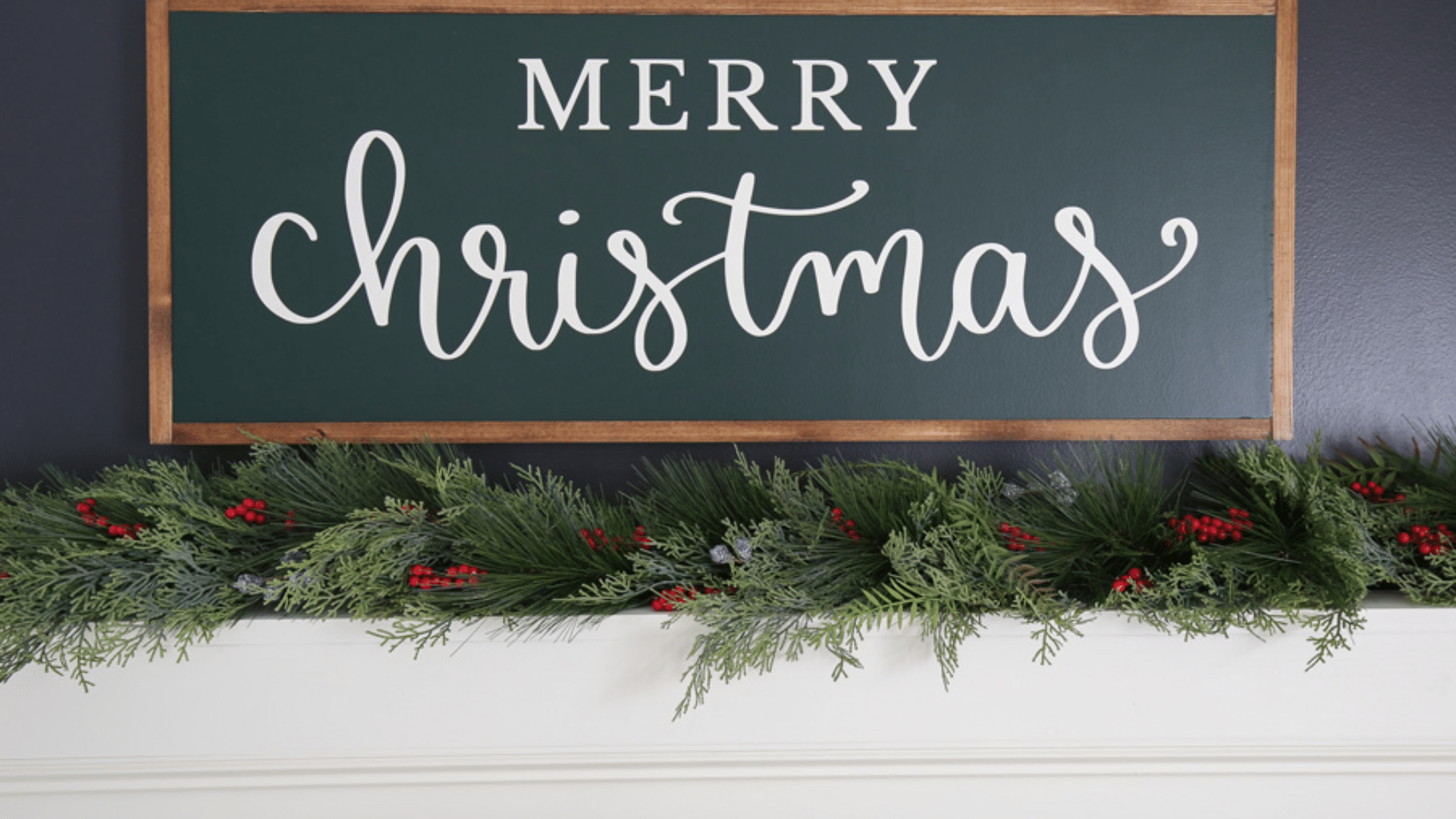 DIY_Wooden_Sign_with_Festive_Quotes