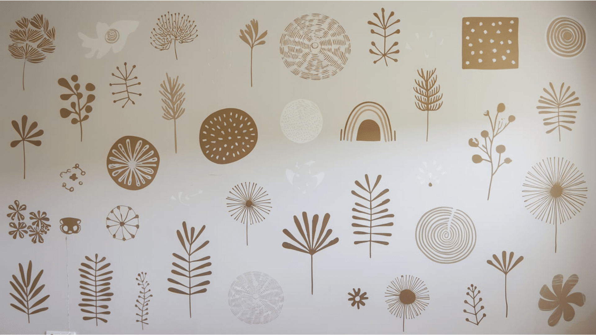 Decorate_with_Wall_Decals