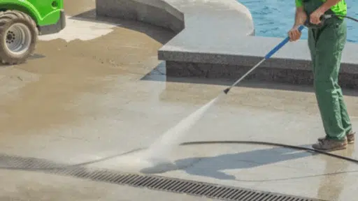 How to Clean a Concrete Pool Deck: Best Easy Methods
