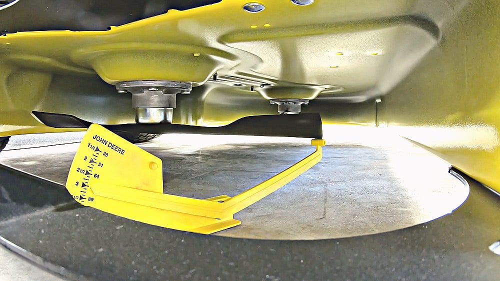 Mower Deck Level and Adjustment Tips