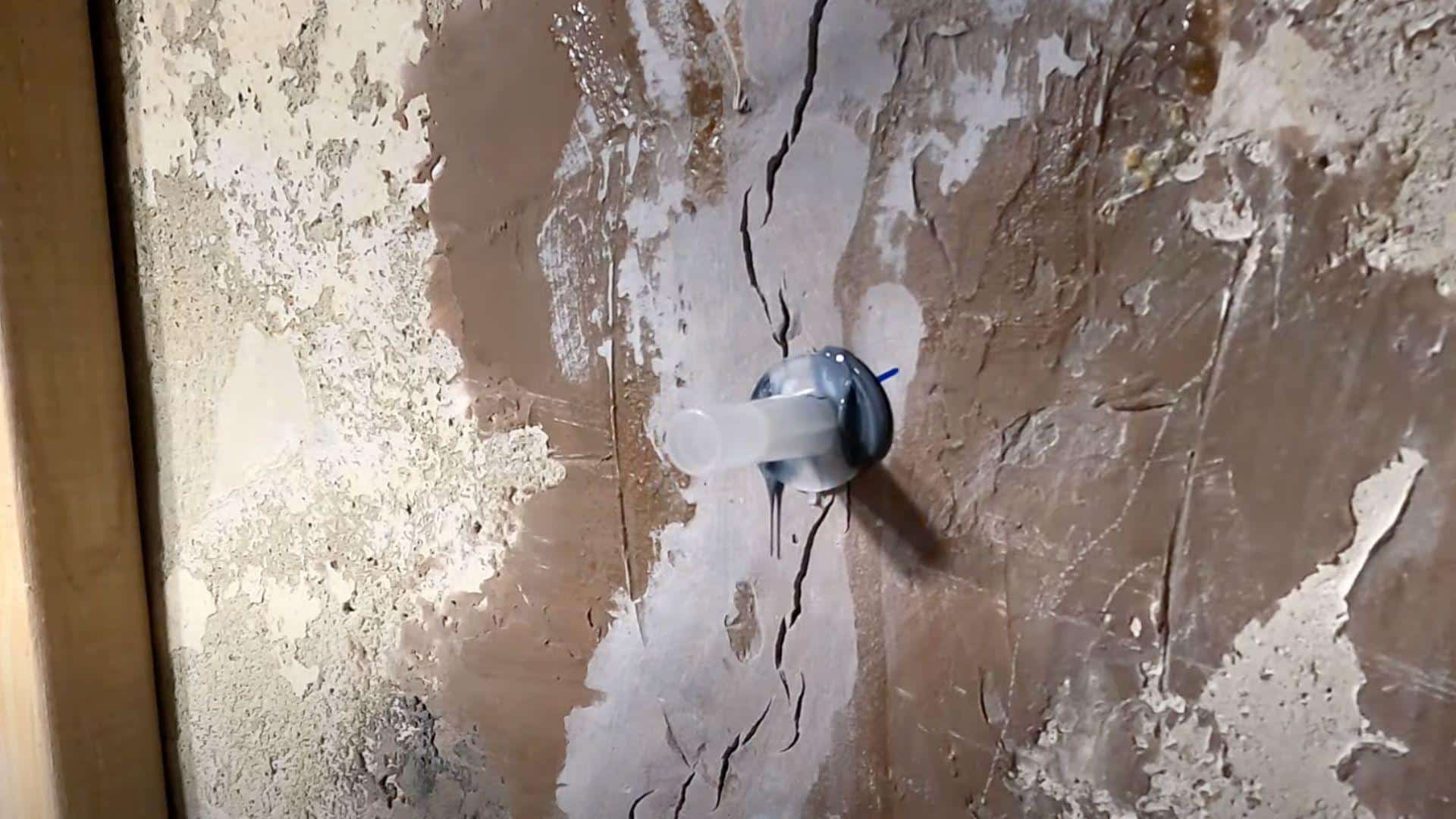 STEP_3_Attach_Injection_Ports_and_Seal_Crack