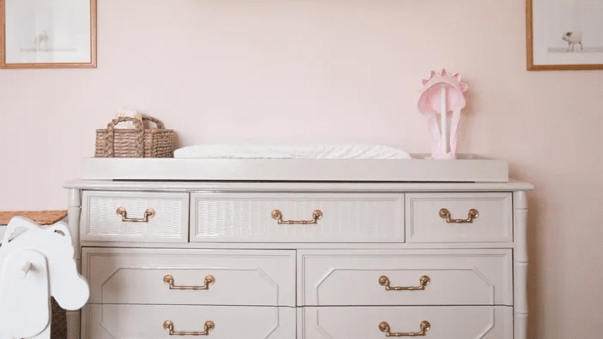 Sherwin-Williams_Intimate_White_SW-6322