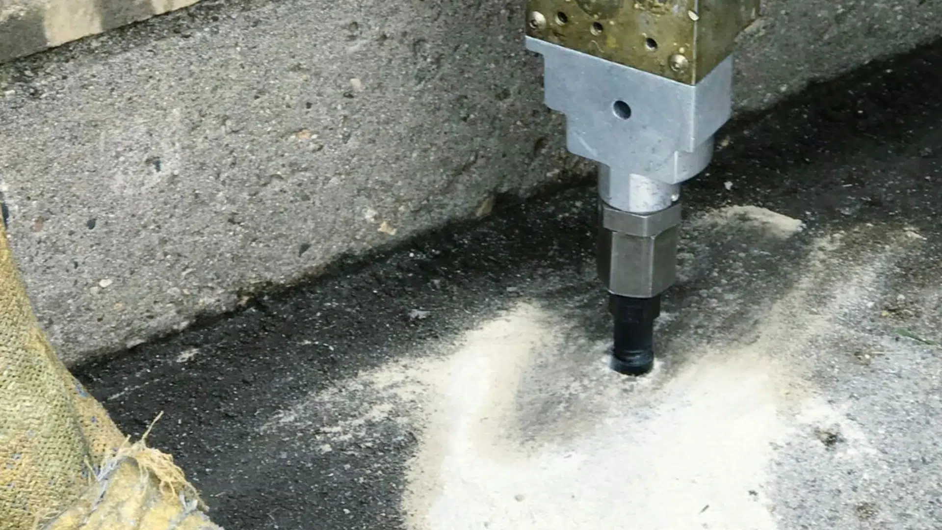 Slab_Jacking_Mudjacking