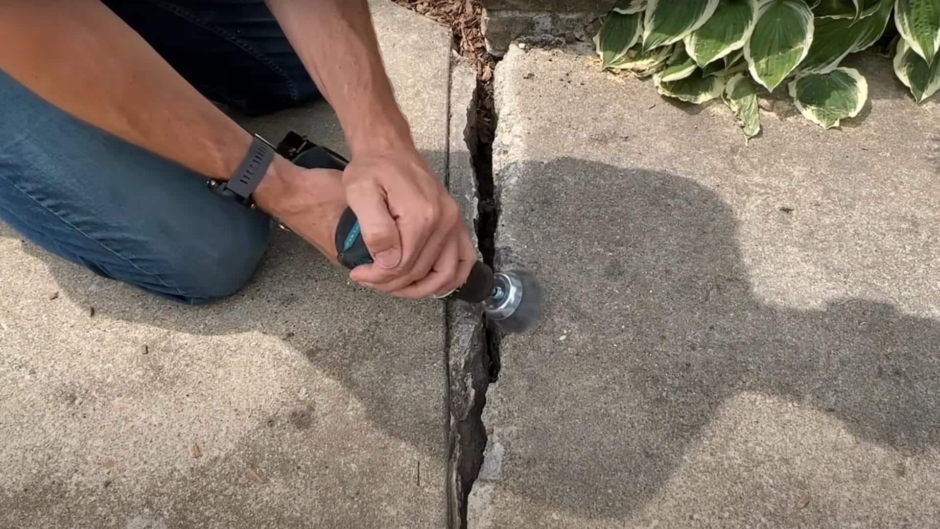 Step_1_Clean_the_Concrete_Edges