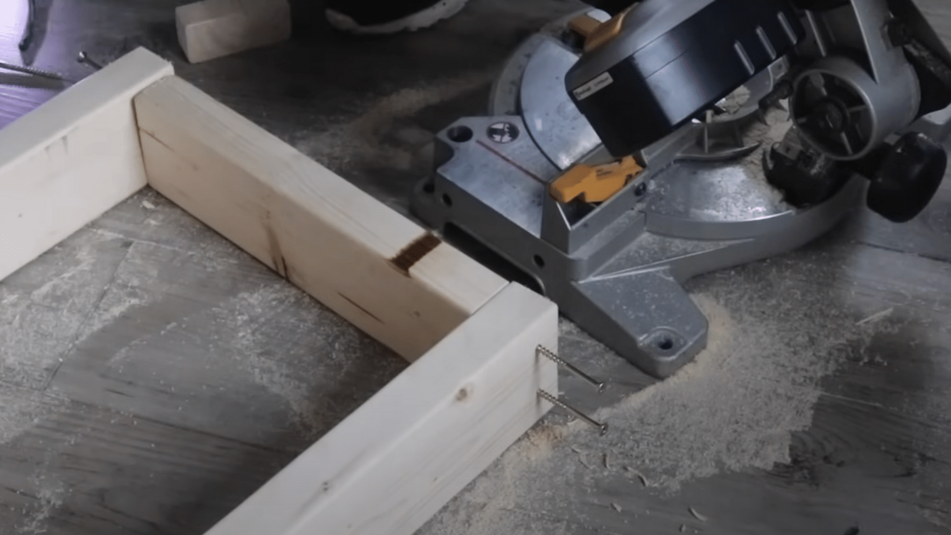 Step_1_Frame_the_Fireplace_Structure