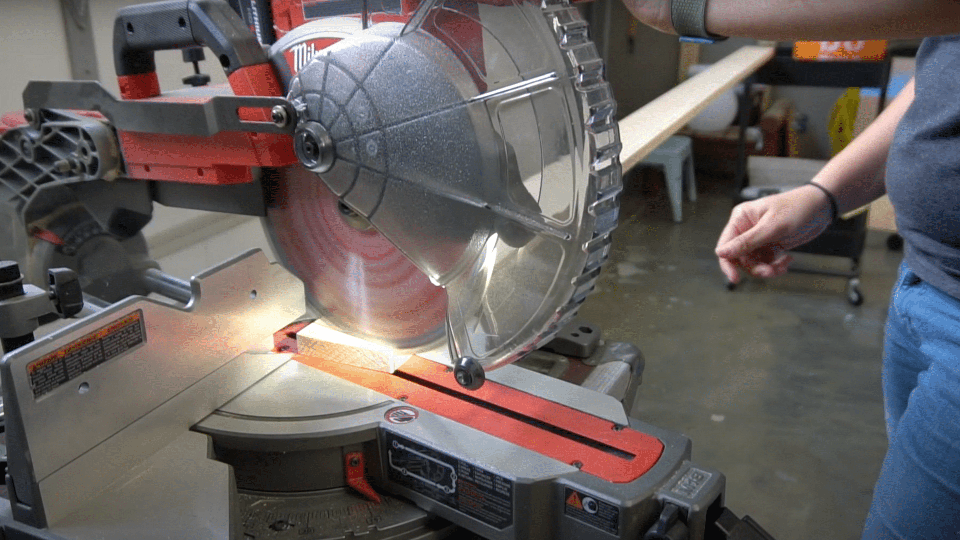 Step_2_Cut_the_Side_Rails_at_an_Angle