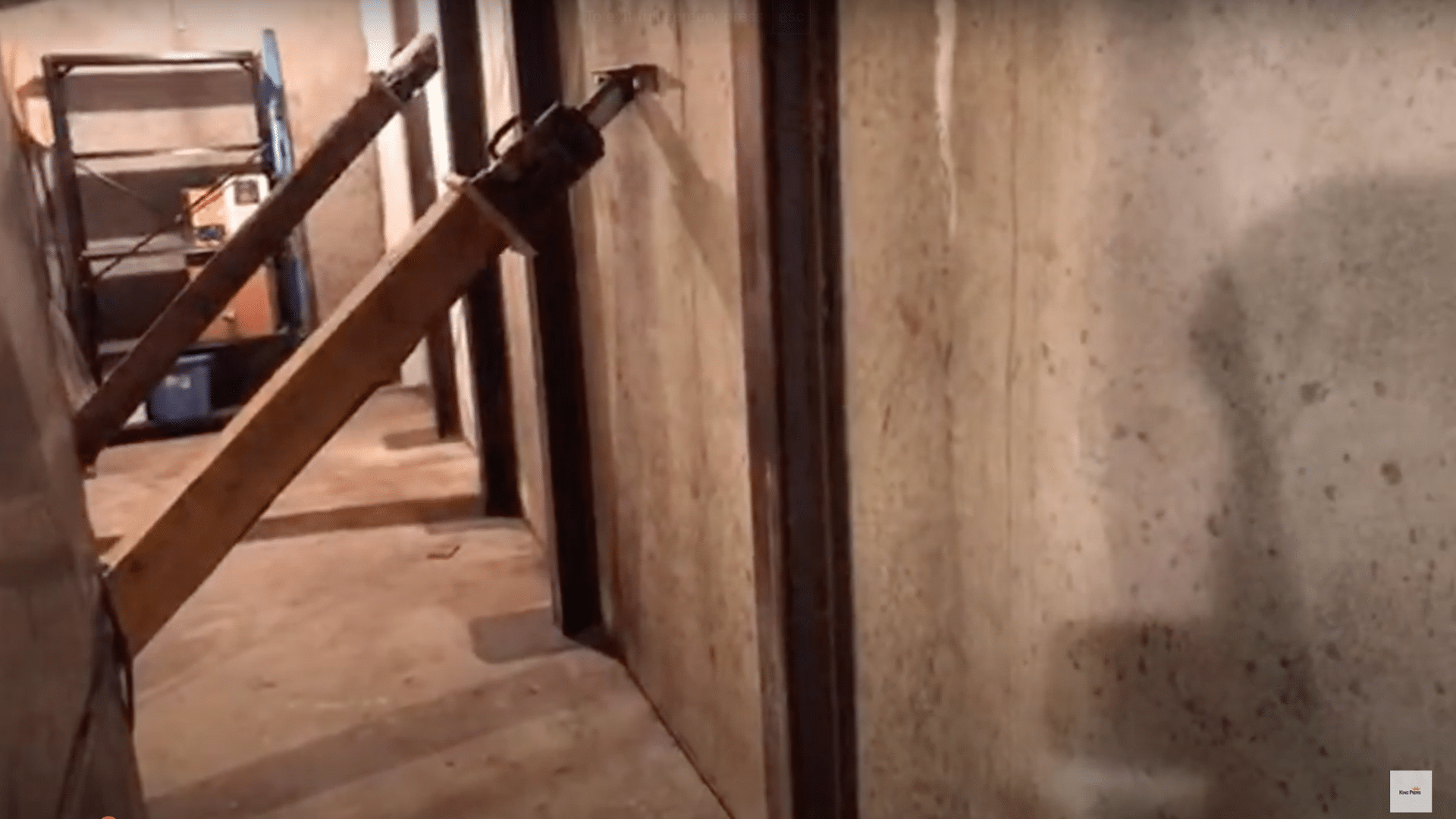 Step_2_Wall_Straightening_with_Jacks