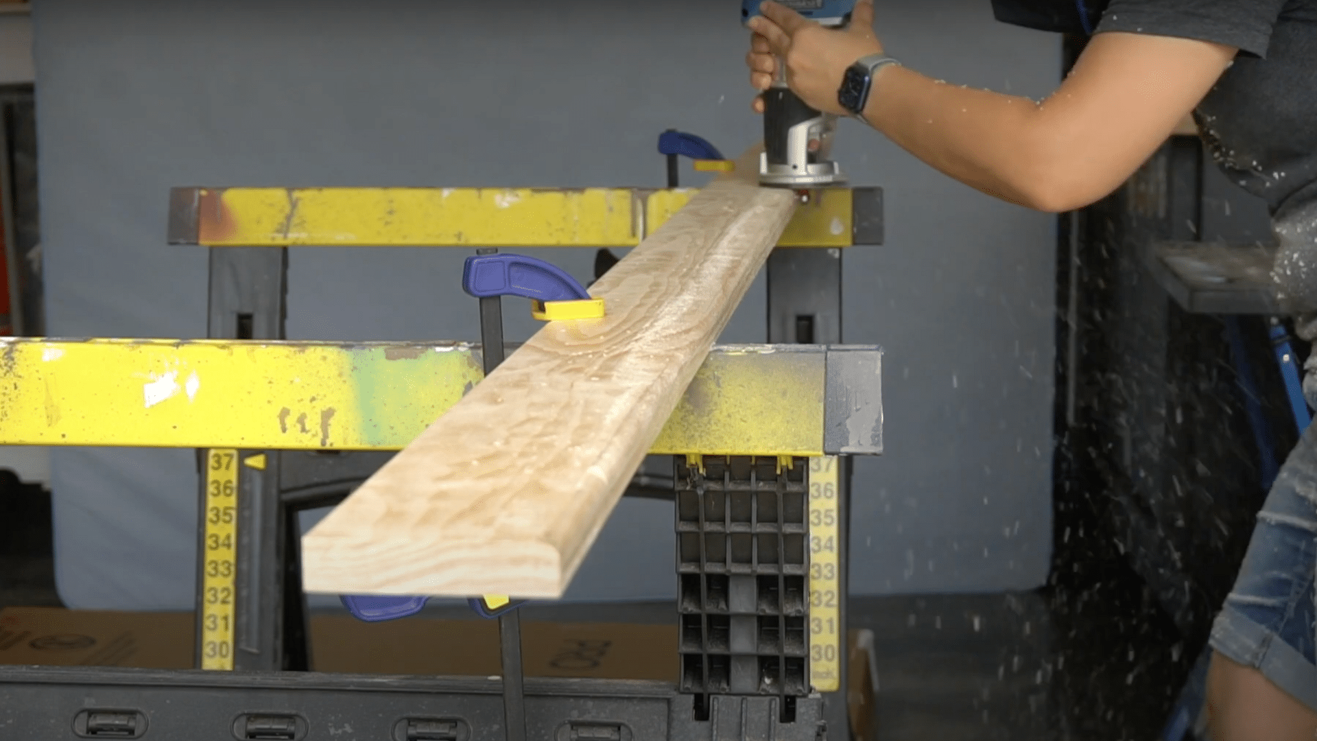 Step_3_Mark_and_Cut_the_Ladder_Steps