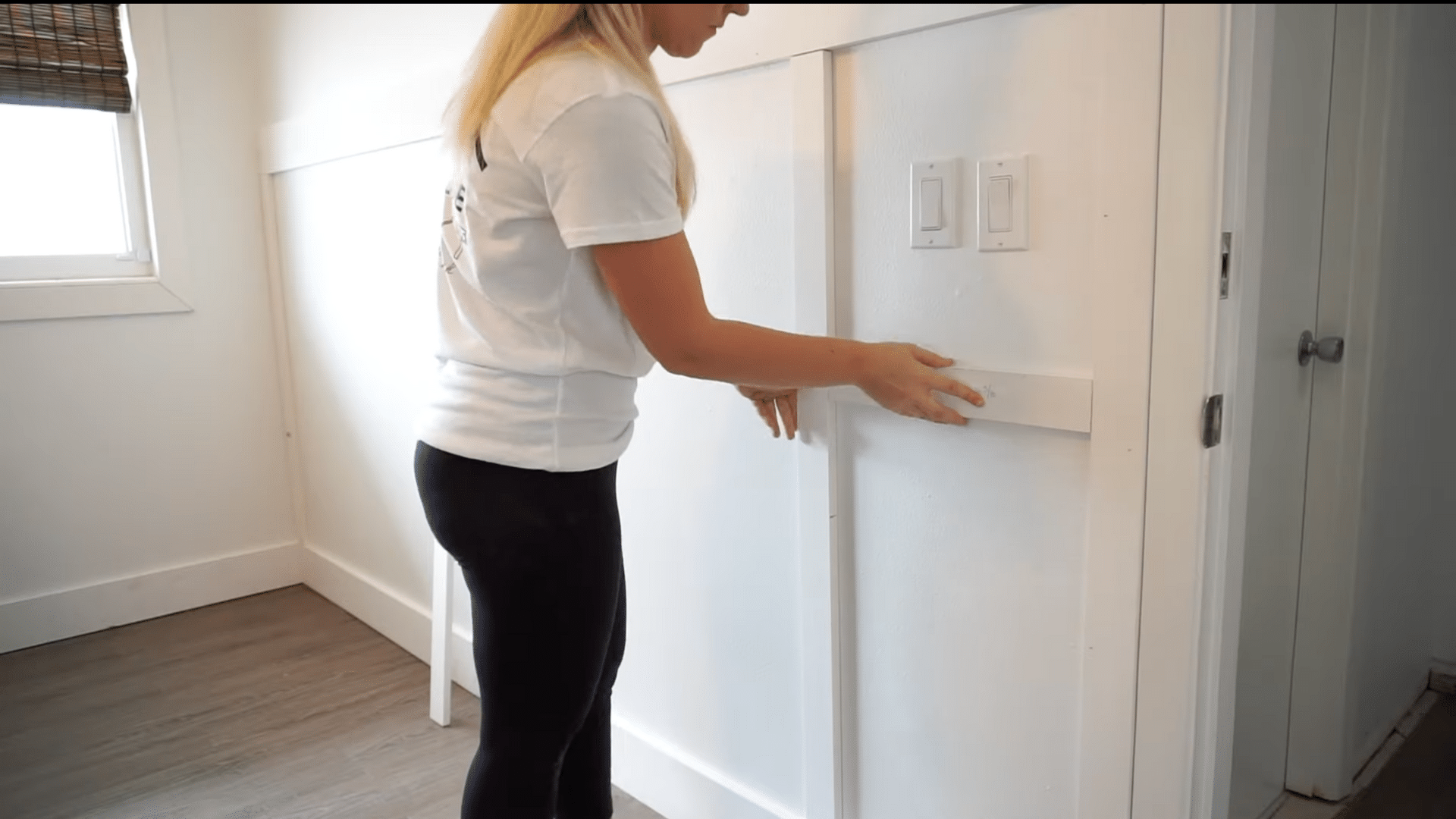 Step_4_Cut_and_Install_Vertical_Battens