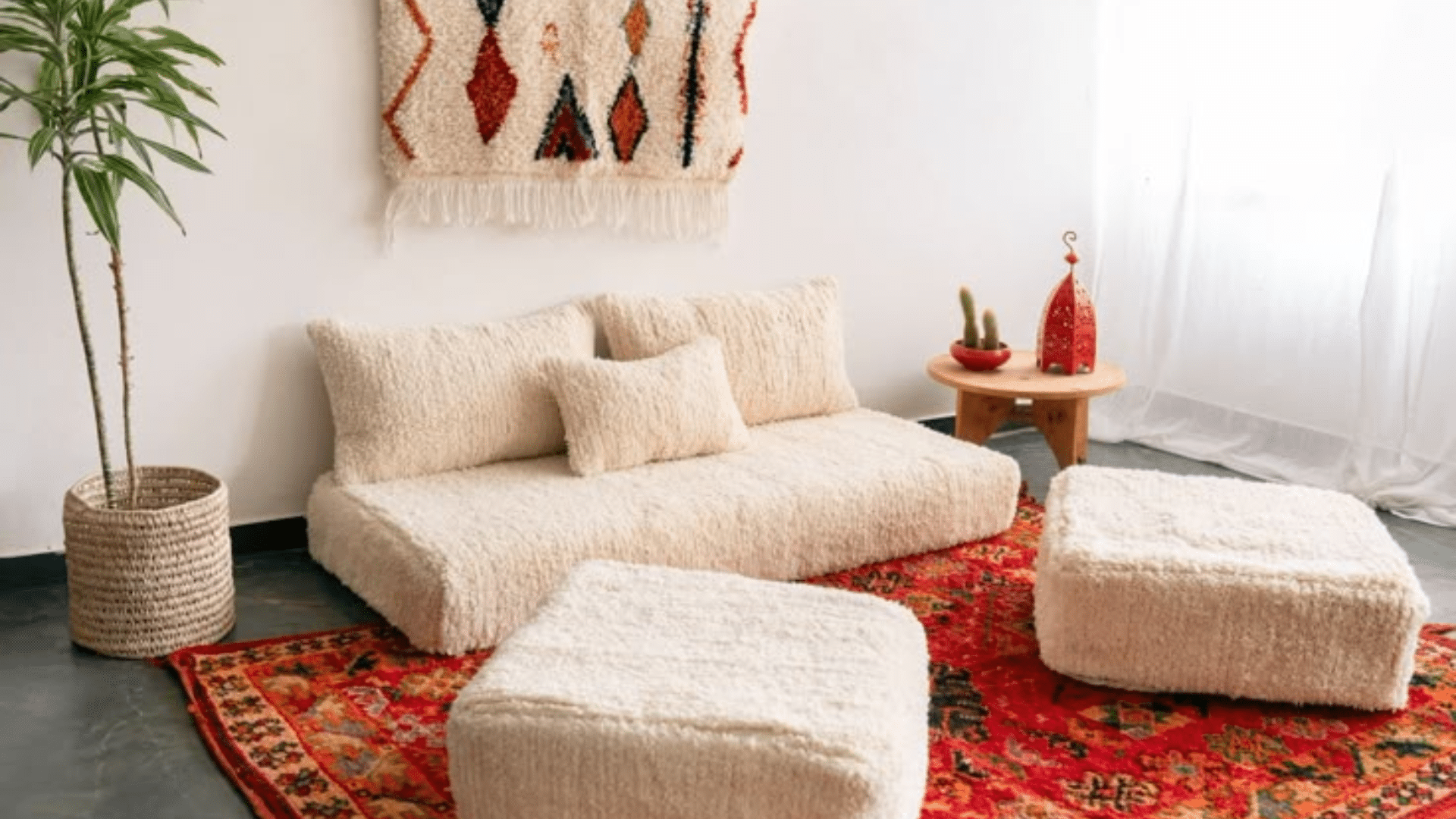 Use_Patterned_Floor_Cushions