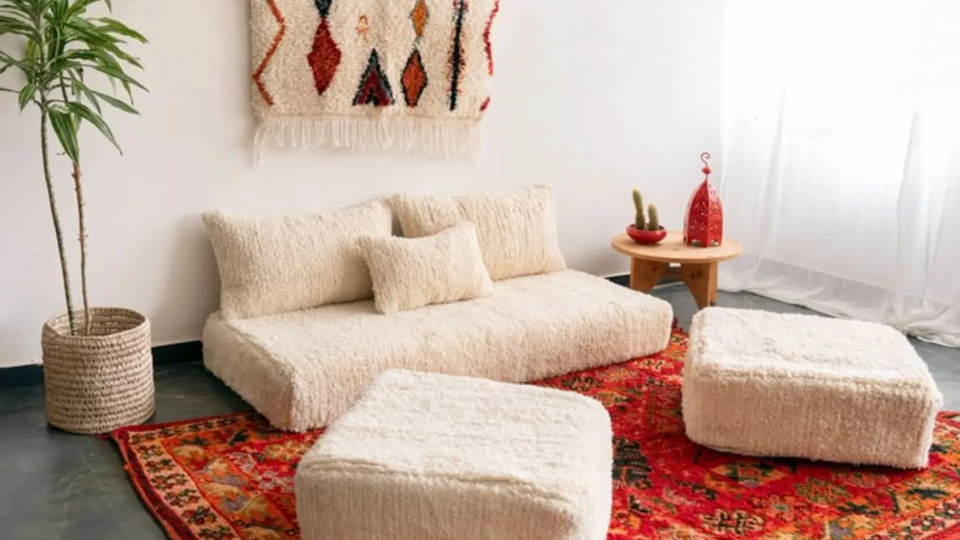 Use_Patterned_Floor_Cushions