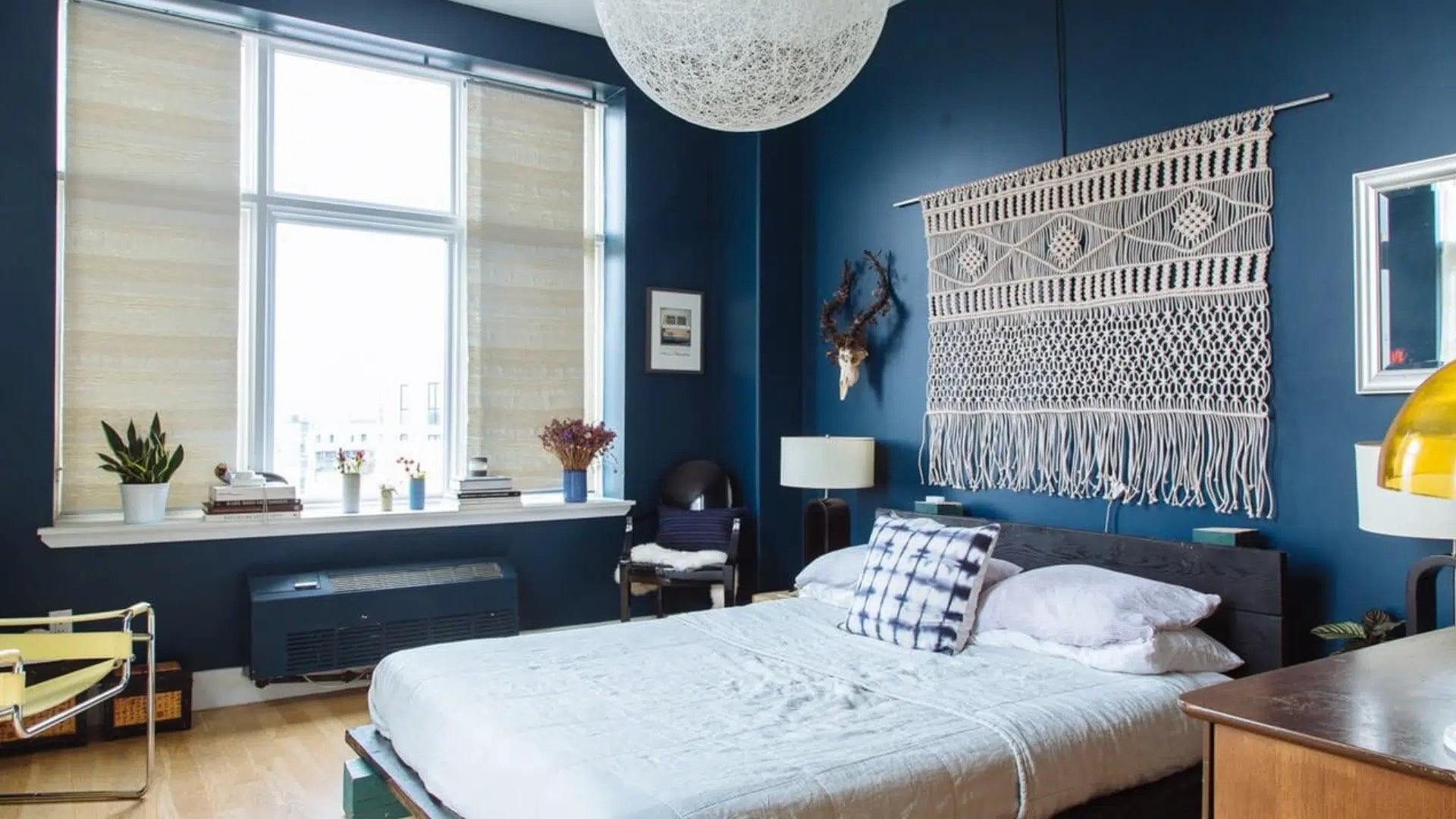 a-2_Bedrooms