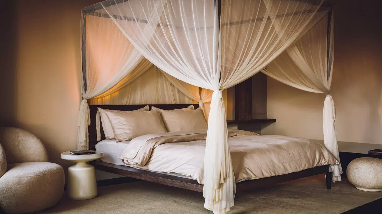 b-Dreamy_Canopy_Bedroom