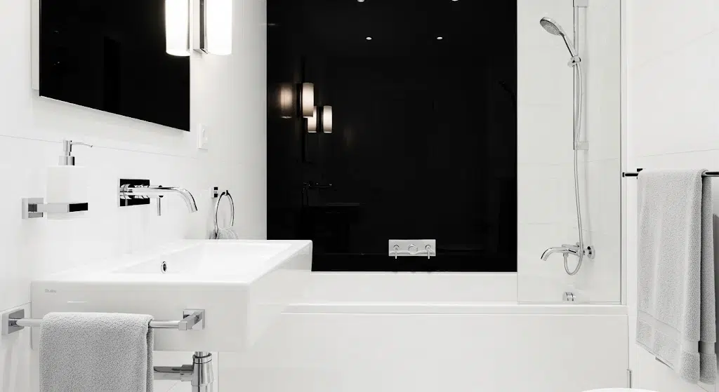 g-Black_Accent_Wall