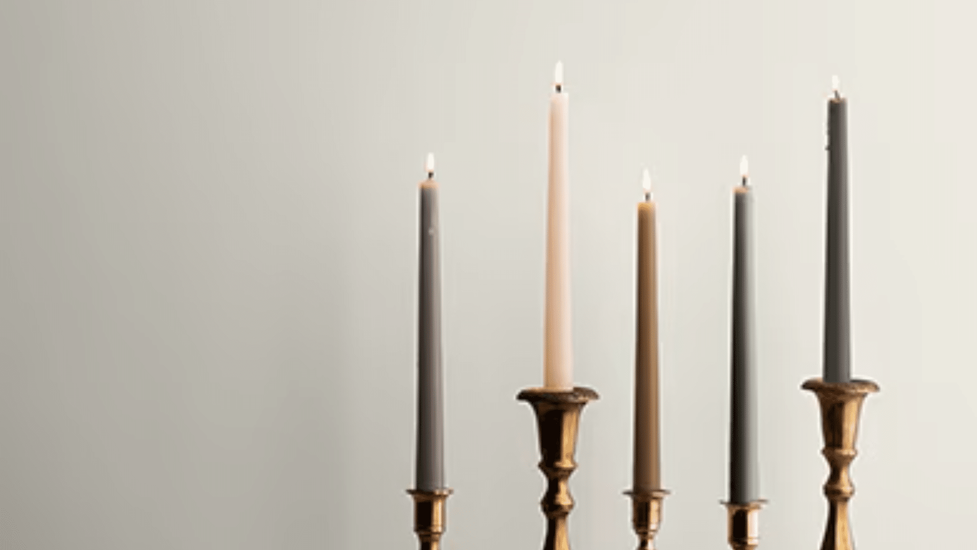 glacier white benjamin moore