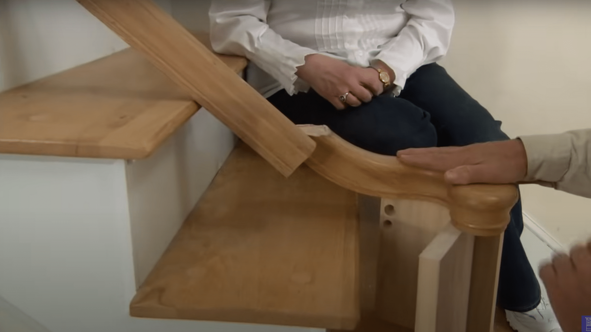 Step_3_Join_the_Turnout_and_Handrail_with_a_Railing_Bolt