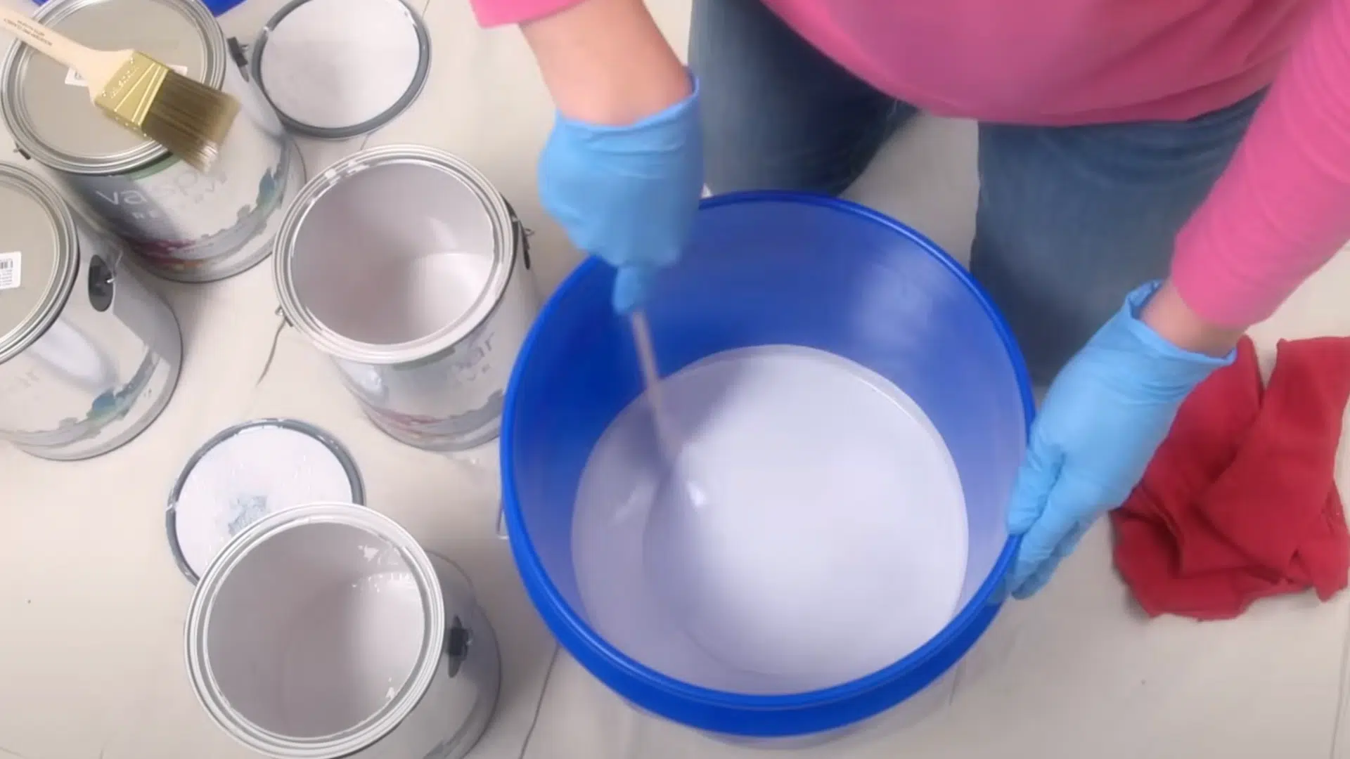 l-Step_3_Boxing_Your_Paint_for_Consistent_Color