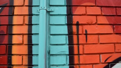 How to Use Exterior Paint to Highlight Architectural Features Like a Pro