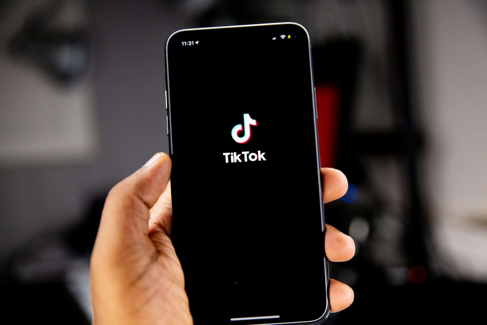 Hot Take: TikTok’s Referral Game Is Actually Genius (and Free)