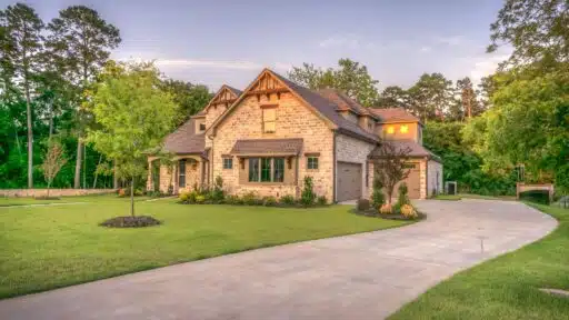 How to Make Your Outdoor Space More Inviting This Summer