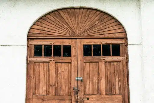 Why Durability and Aesthetic Make Wood Doors Ideal for Businesses