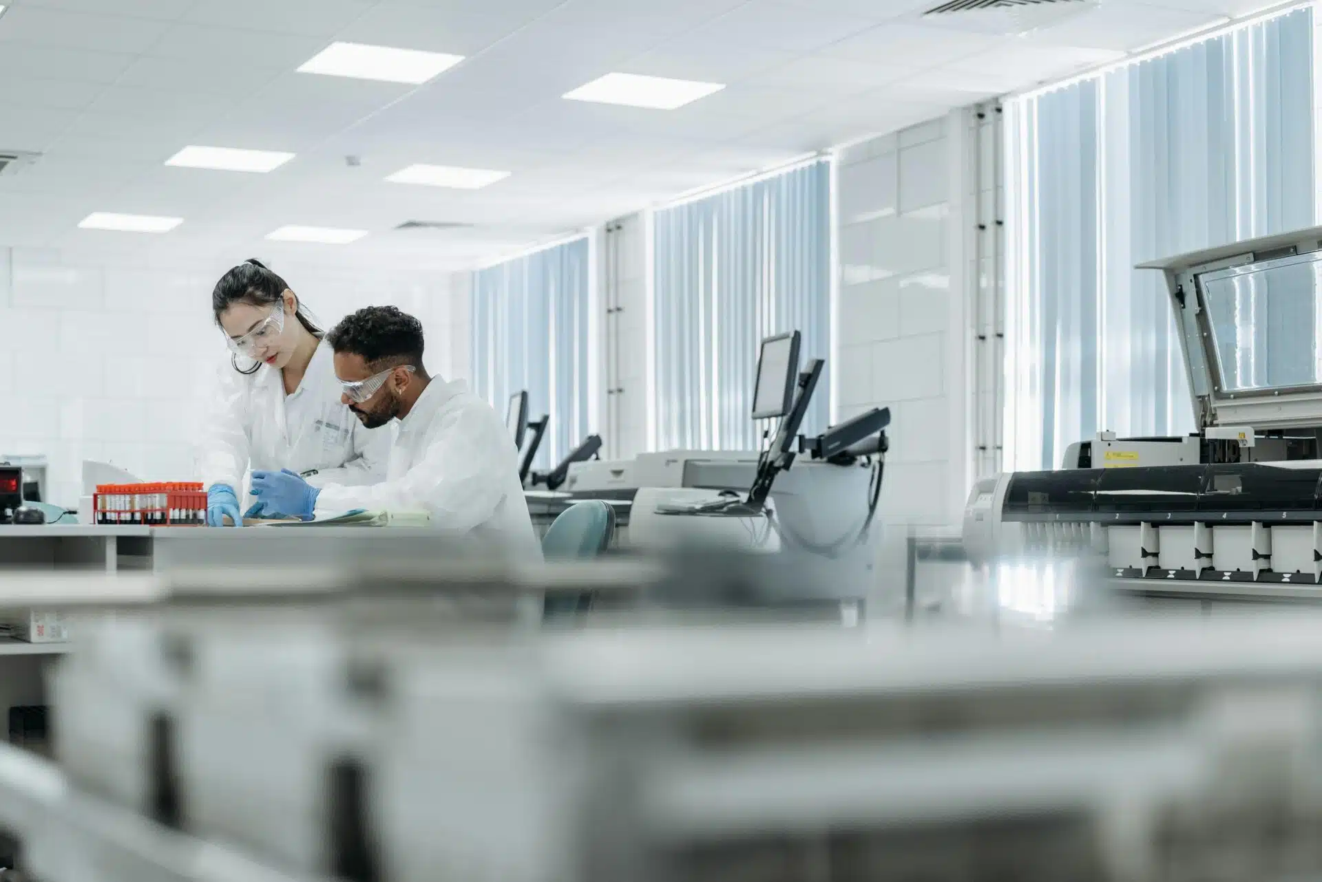 Benefits of Using FTIR Spectroscopy for Accurate Analysis
