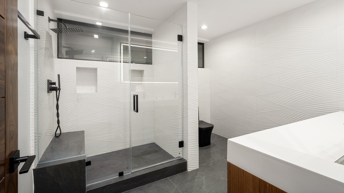 Pros and Cons of Acrylic Wall Panels for Shower Remodeling