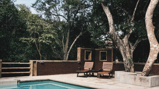 What Homeowners Should Know About Today's Swimming Pool Construction Trends