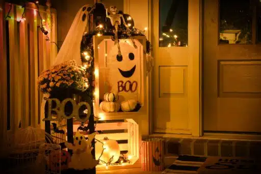 Halloween Bouquet Ideas – Spooky Floral Designs for a Hauntingly Beautiful Season