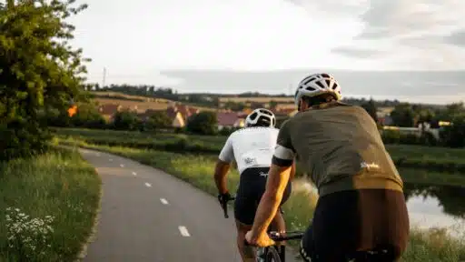 7 Must-Know Essentials for Cycling Clothing and Apparel