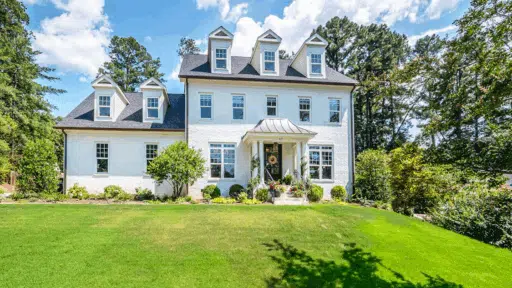 A Home That Holds Up: Maintenance Strategies That Add Value Over Time