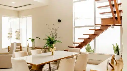 The Rise of Minimalist Workspaces in Modern Homes