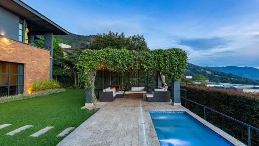 Pool Maintenance Los Angeles: Expert Tips for a Crystal-Clear Pool