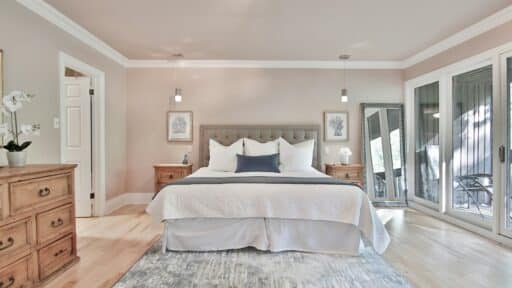 Your Guide to Furnishing Your Bedroom With the Best Bedroom Furniture in the UAE