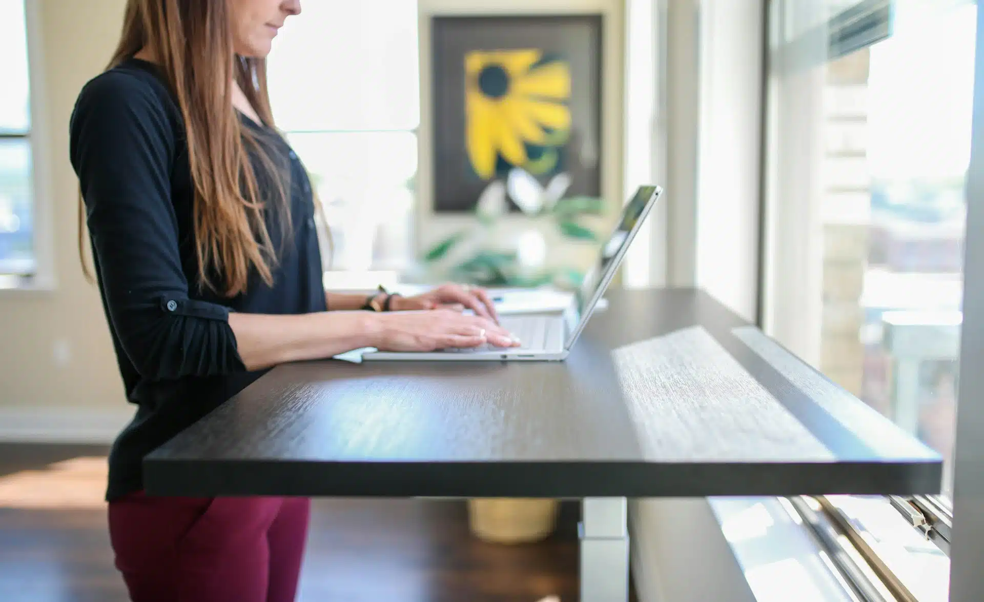 The Health Benefits of Sit-Stand Desks Backed by Science