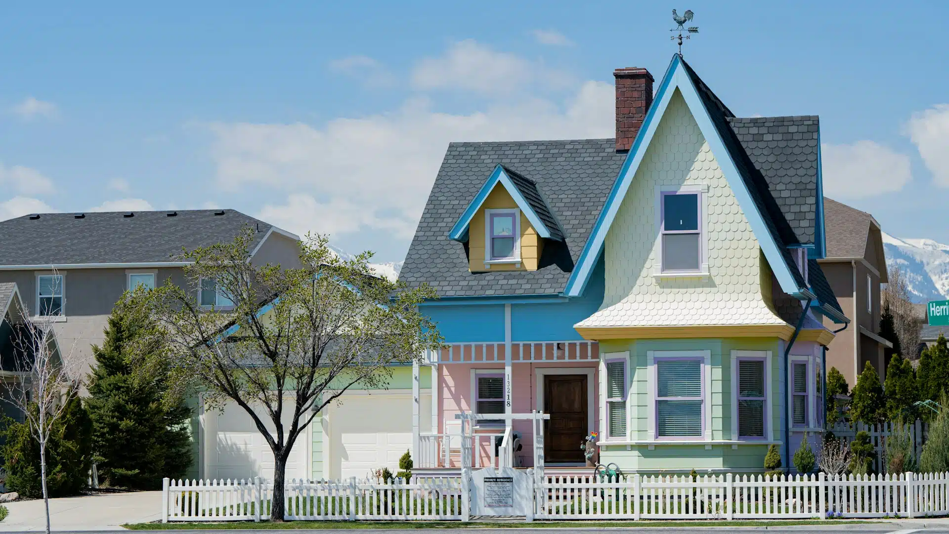 Online Home Insurance Quotes vs. Agents: Which Is Right for You?