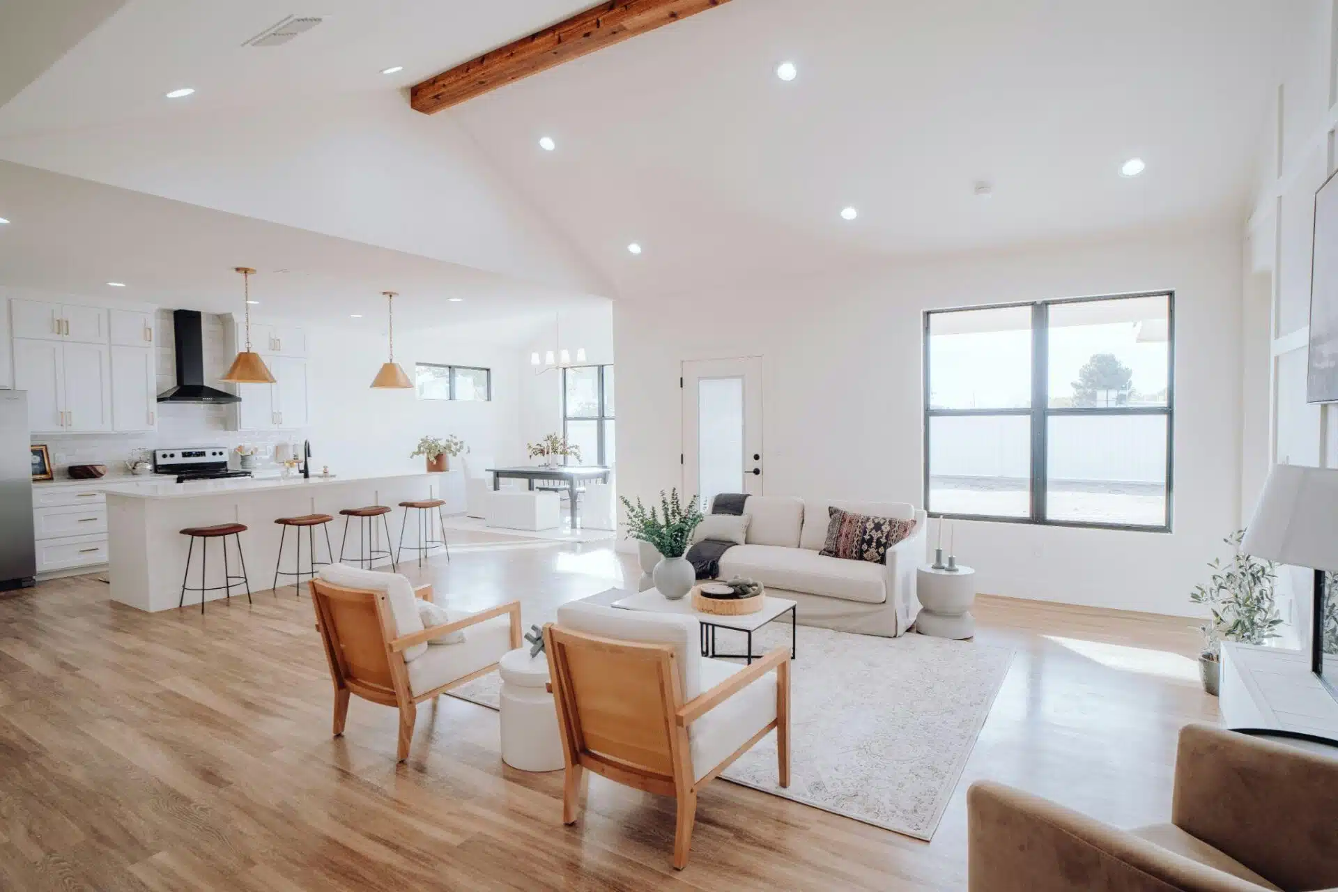 How to Prep Your Home for Guests: A Fast But Effective Cleaning Guide