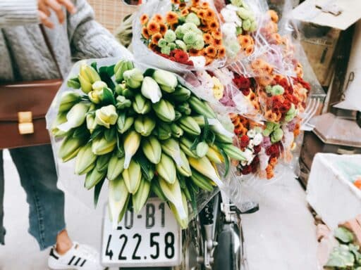 How to Choose the Perfect Flower Delivery for Every Personality