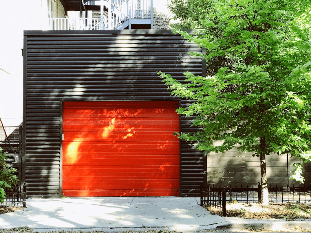 4 Common Garage Door Problems That Need Immediate Professional Attention